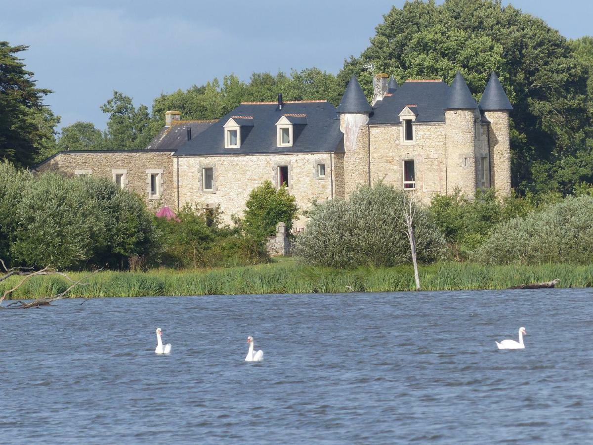 Bed & Breakfast Domaine De Kerbillec 3*